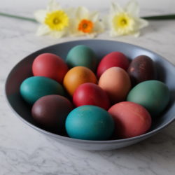 Animating the Easter Table Easter-Eggs-SM-34