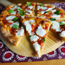 Beat Lunch-Planning Blues with These Creative Real Food Lunches 26. Bruschetta-Pizza