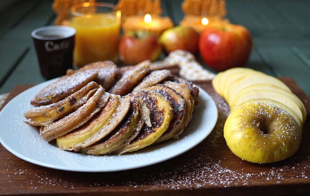 apple-ring-pancakes