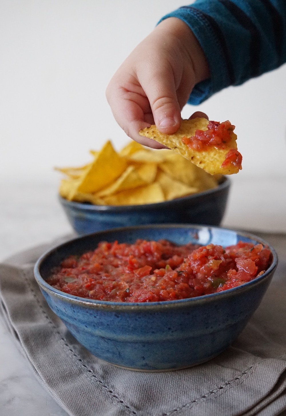 Guacamole & Fresh Salsa as an Afternoon Snack 