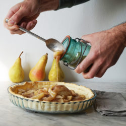 Canning in the Fall: Vanilla Bean Pear Pie Filling Pear-Pie-Filling-3-1000px
