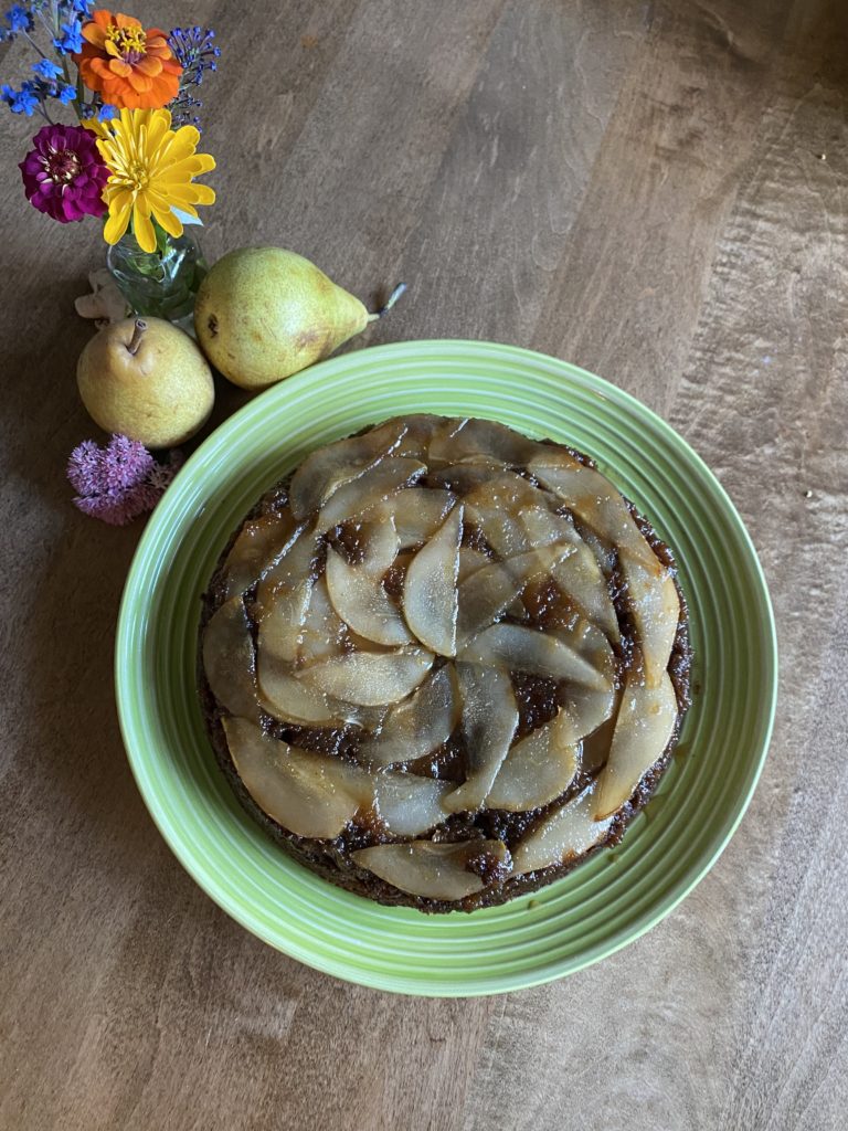 Pear gingerbread cake