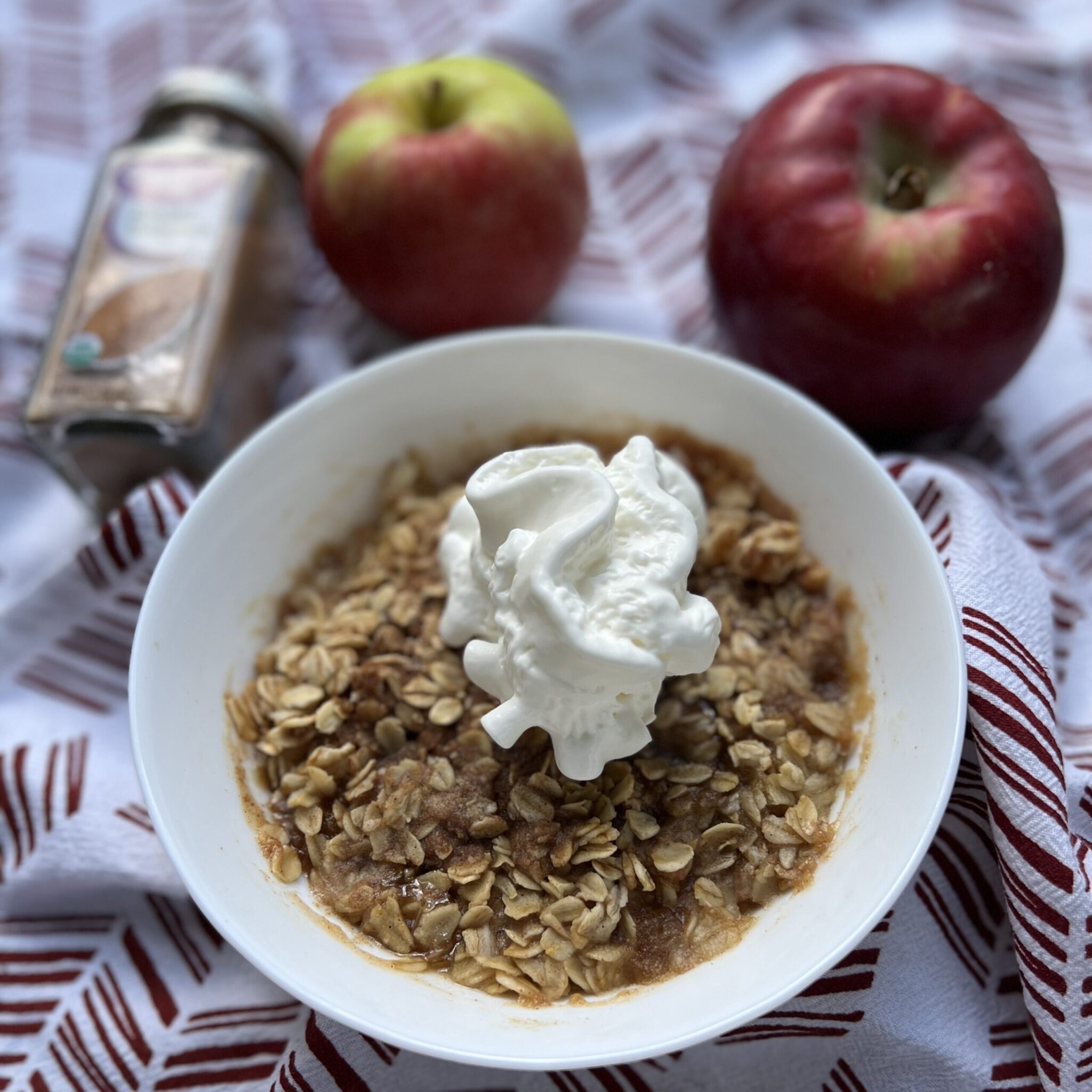 5 Minute Apple Crisp