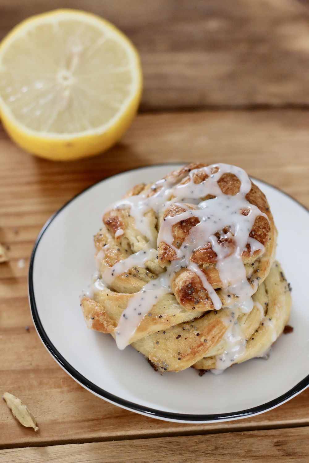 Lemon Cardamom Bun with Poppy Seed Frosting - Weavers Orchard